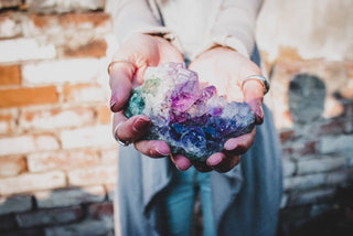 6 RAZONES POR LA QUE DEBES TENER AMATISTA 💜